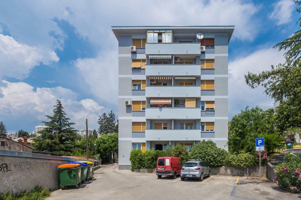Appartement Nikky Seaview *